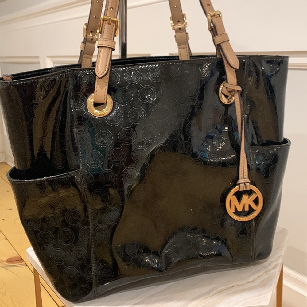 Michael Kors Large Patent Leather Logo Embossed Jetset Tote